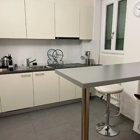 5 Min Walking From Gare Apartment Lausanne
