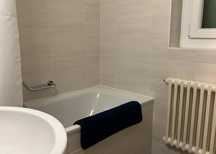 5 Min Walking From Gare 洛桑